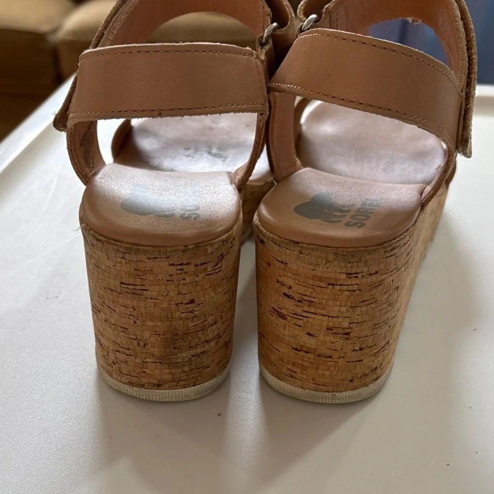Sorel “Cameron” Taupe Cork Wedge Sandals, Sz 9.5